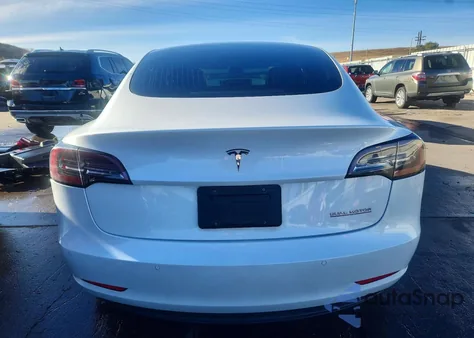 2020 Tesla Model 3 из США, поврежденный, VIN 5YJ3E1EC3LF641382